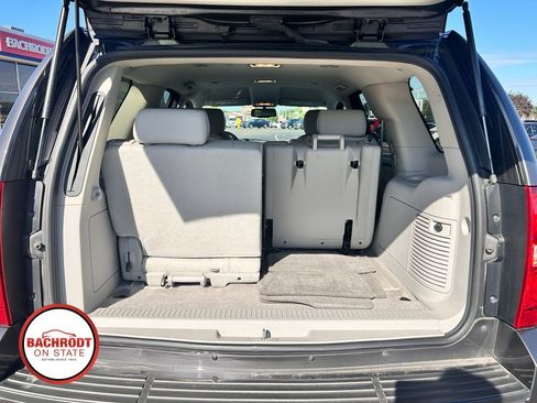 Used 2010 Chevrolet Tahoe LT w/ Luxury Package AWD/4WD image 13