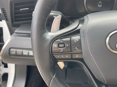 Used 2018 Lexus LC 500 Coupe w/ Sport Package RWD image 19