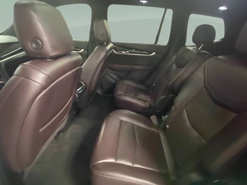 Used 2020 Cadillac XT6 Premium Luxury FWD image 19