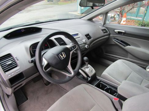 Used 2010 Honda Civic LX image 16