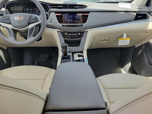 New 2026 Cadillac XT5 Premium Luxury image 15
