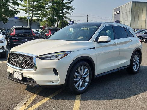 Used 2021 INFINITI QX50 Essential w/ Convenience Package AWD/4WD image 3