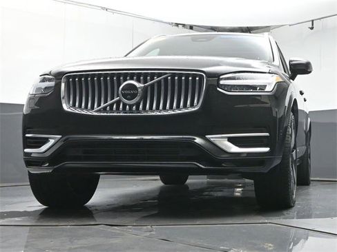 Certified 2023 Volvo XC90 T8 Ultimate w/ Protection Package Premier image 36