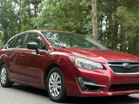 Used 2016 Subaru Impreza 2.0i AWD/4WD image 3