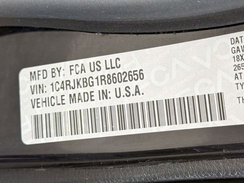 Used 2024 Jeep Grand Cherokee L Limited w/ Luxury Tech Group II AWD/4WD image 17