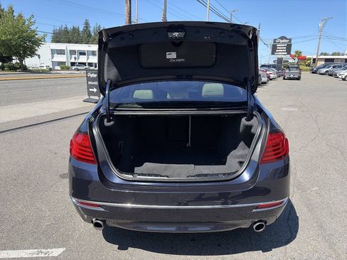 Used 2016 BMW 535i xDrive Sedan AWD/4WD image 8