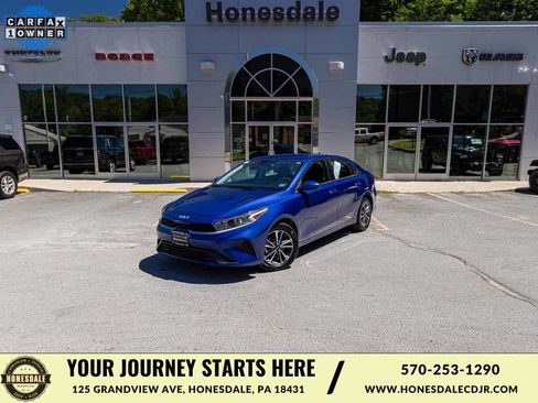 Used 2023 Kia Forte LXS FWD image 1