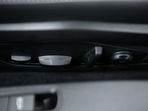 New 2026 Porsche 911 Targa 4S image 17