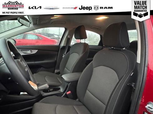 Certified 2024 Kia Forte LXS w/ LXS Technology Package image 15