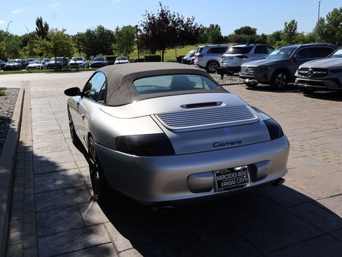 Used 2002 Porsche 911 Carrera RWD image 8