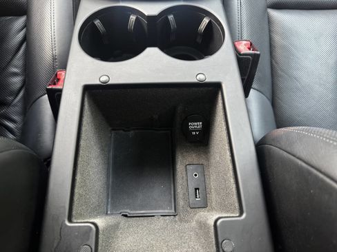 Used 2016 Porsche Macan S image 30