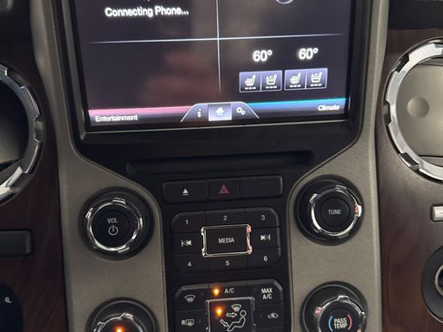 Used 2013 Ford F350 Lariat w/ Lariat Chrome Pkg image 17