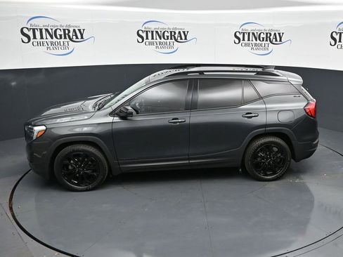 Used 2020 GMC Terrain SLE w/ Driver Convenience Package FWD image 12