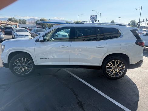 Used 2026 GMC Acadia Denali Ultimate AWD/4WD image 7