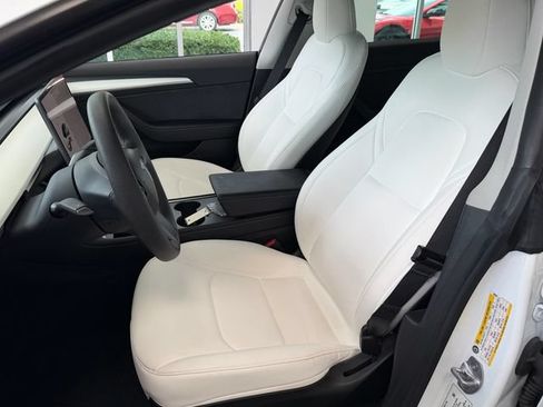 Used 2023 Tesla Model 3 Standard Range RWD image 5
