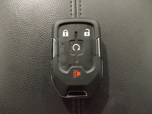 Used 2020 GMC Terrain SLE w/ Driver Convenience Package FWD image 32