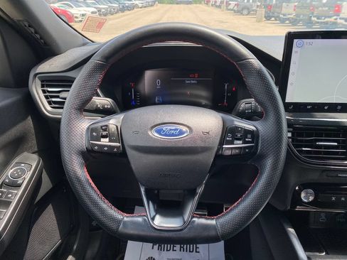 Used 2023 Ford Escape ST-Line w/ Tech Pack #1 AWD/4WD image 23