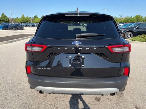 Used 2023 Ford Escape Active w/ Cold Weather Package FWD image 6