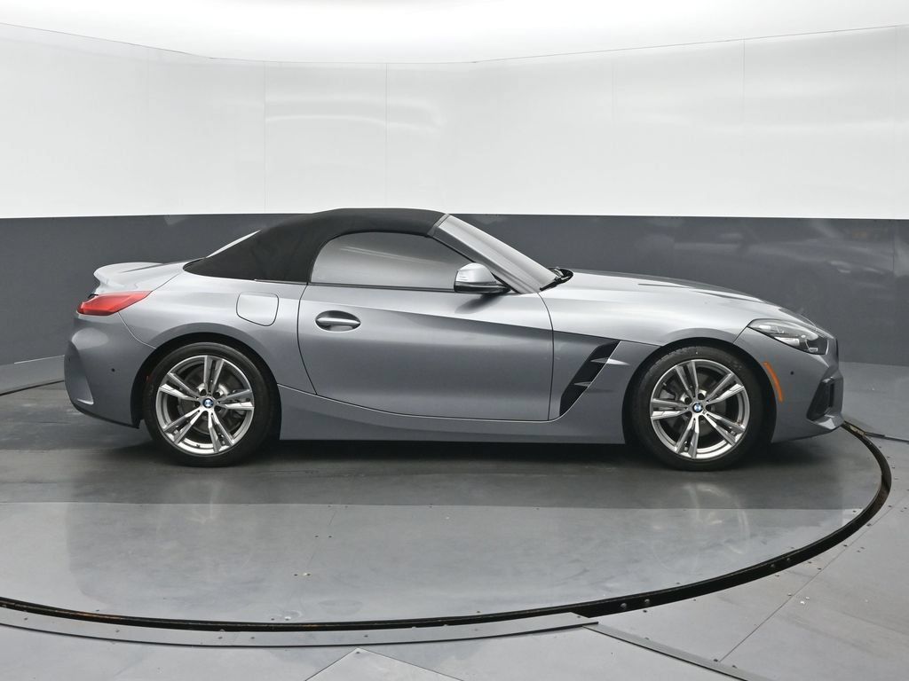 Used 2023 BMW Z4 sDrive30i w/ Premium Package RWD image 2