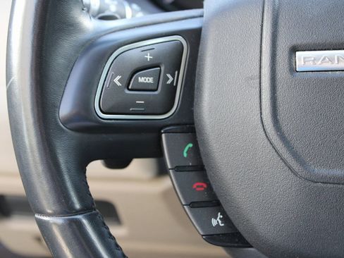 Used 2015 Land Rover Range Rover Evoque Pure Plus image 12