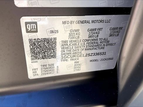 Certified 2025 Chevrolet Silverado 1500 LTZ image 35