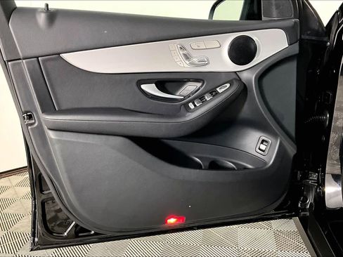 Used 2022 Mercedes-Benz GLC 300 image 20