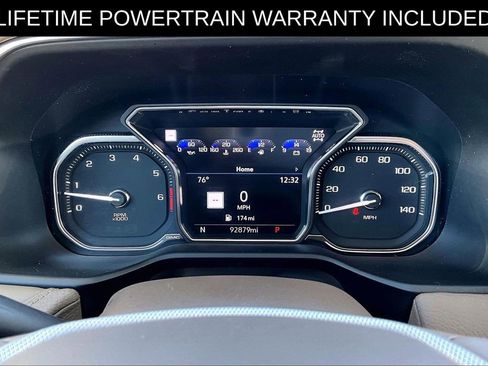 Used 2021 GMC Yukon XL Denali w/ Denali Premium Package image 28