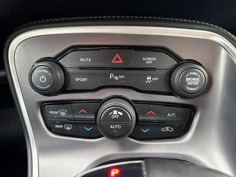 Used 2019 Dodge Challenger GT w/ Cold Weather Group image 28