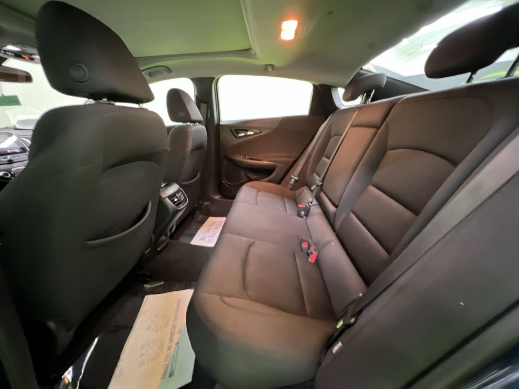 Used 2022 Chevrolet Malibu LT FWD image 27