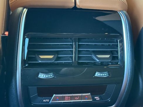 Used 2023 BMW X5 xDrive40i w/ Parking Assistance Package image 16