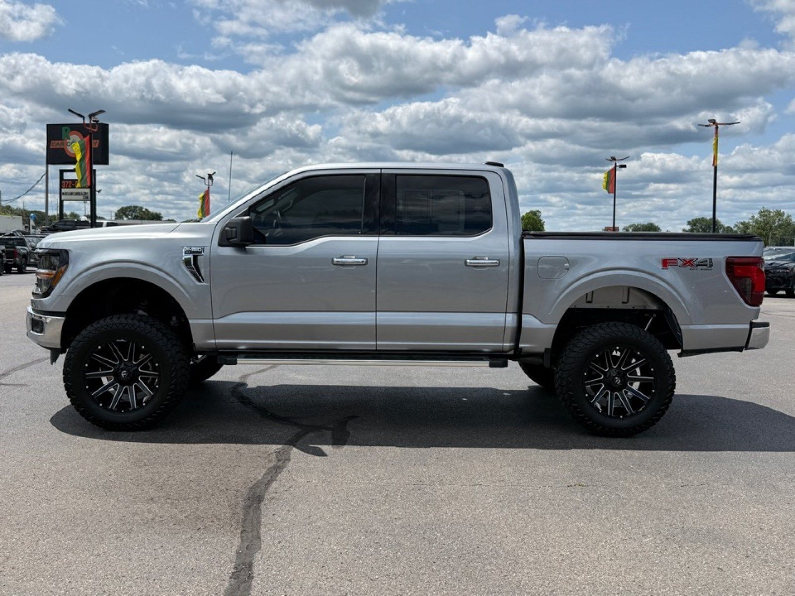 Used 2025 Ford F150 XLT w/ Equipment Group 301A Standard AWD/4WD image 5