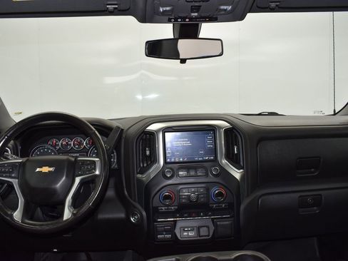 Used 2020 Chevrolet Silverado 1500 LT w/ All-Star Edition image 21