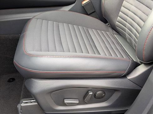 New 2026 Ford Explorer ST-Line image 4