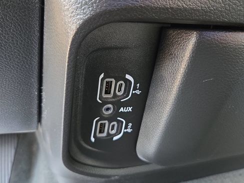 Used 2021 RAM 1500 Big Horn RWD image 14