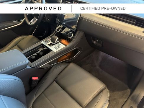 Used 2025 Jaguar F-PACE R-Dynamic S AWD/4WD image 33