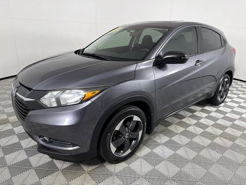 Used 2018 Honda HR-V EX image 9