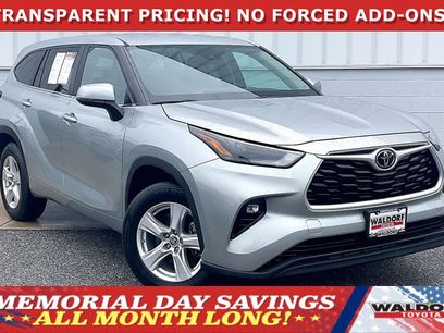 Used 2023 Toyota Highlander LE