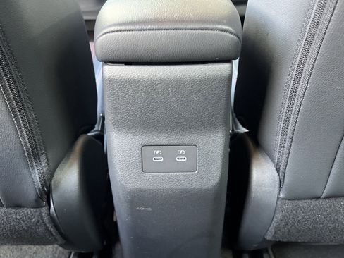 Certified 2025 Nissan Kicks SR FWD image 19