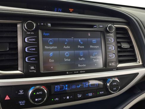 Used 2016 Toyota Highlander Limited Platinum AWD/4WD image 25