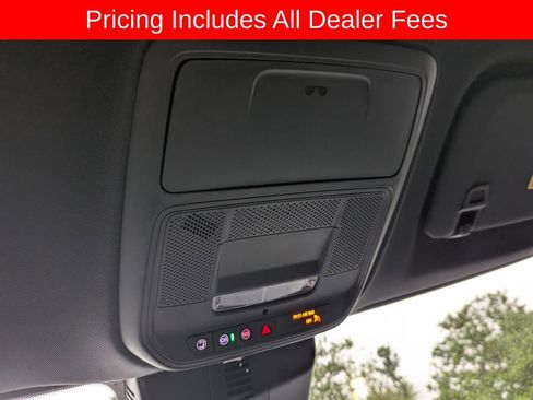 Used 2024 Chevrolet Traverse Z71 w/ LPO, Floor Liner Package AWD/4WD image 22