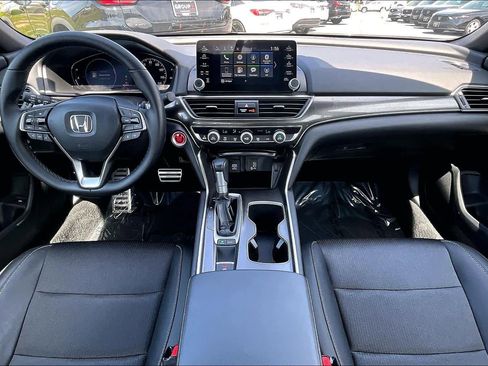 Used 2019 Honda Accord Sport image 15