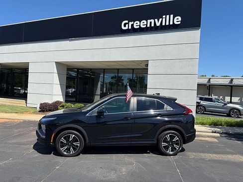 Used 2024 Mitsubishi Eclipse Cross SEL AWD/4WD image 2