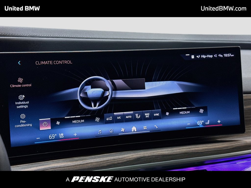 Certified 2026 BMW 740i RWD image 18