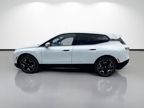 Used 2023 BMW iX M60 AWD/4WD image 6