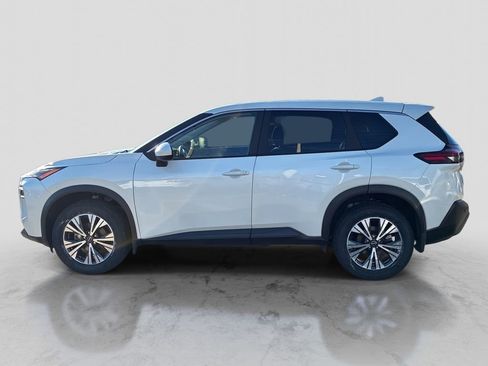 Certified 2023 Nissan Rogue SV image 4