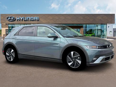 New 2026 Hyundai Ioniq 5 SE AWD/4WD image 10