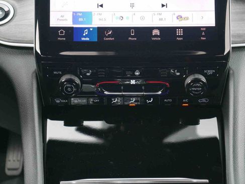 New 2025 Jeep Grand Cherokee Limited image 6