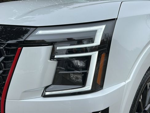 New 2026 Nissan Armada NISMO AWD/4WD image 4