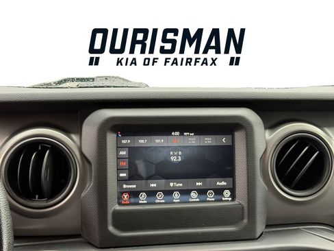Used 2022 Jeep Wrangler Unlimited Sport AWD/4WD image 14