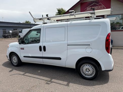 Used 2022 RAM ProMaster City Tradesman FWD image 3